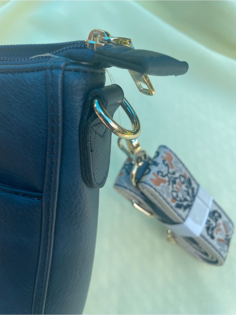 NWT Bostanten Textured Vegan Leather Crossbody Bag Slate Blue Style #BSB10224 - Picture 7 of 13